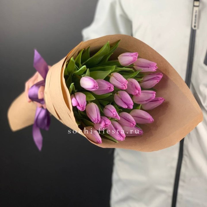 19 розовых  тюльпанов в Саратове