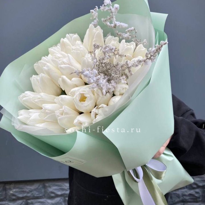 Букет белых тюльпанов "Бьянко" в Саратове