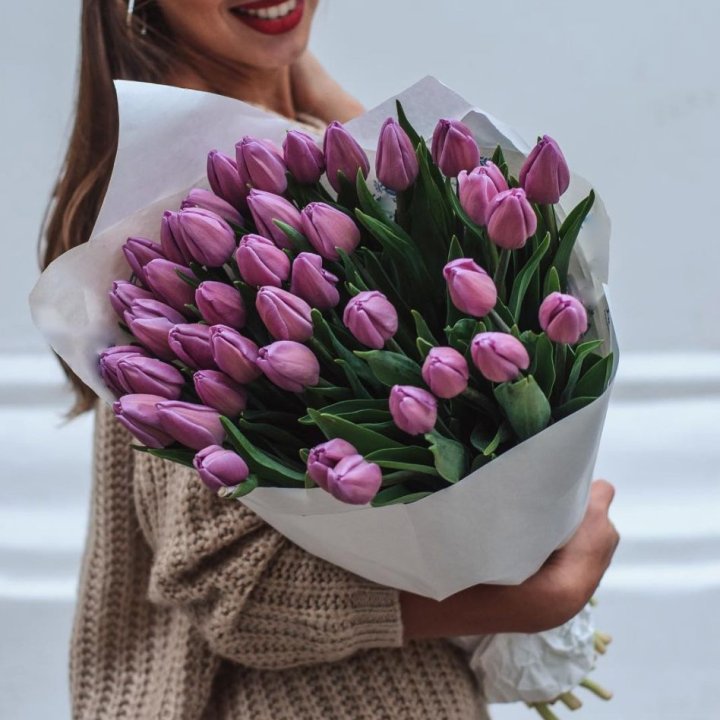 39 сиреневых тюльпанов в Саратове